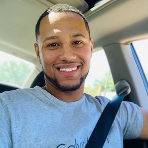 Meet your Posher, Adrian